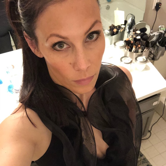 Meet your Posh Ambassador, Maureen - Picture 2 of 2